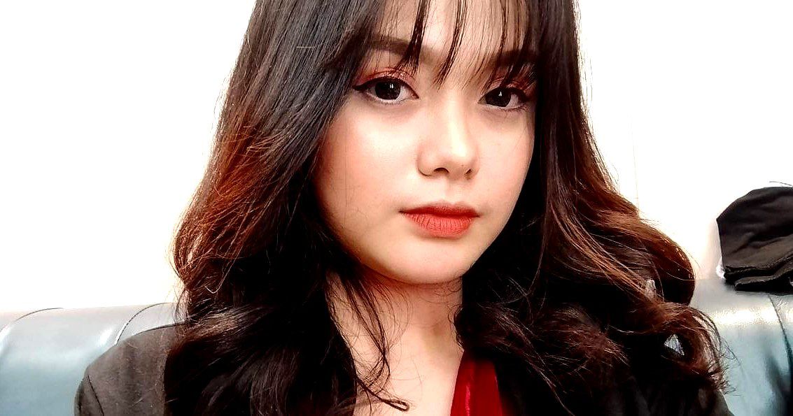 Má tôi tái hôn nhưng không biết rằng bố dượng chỉ muốn xoạc tôi